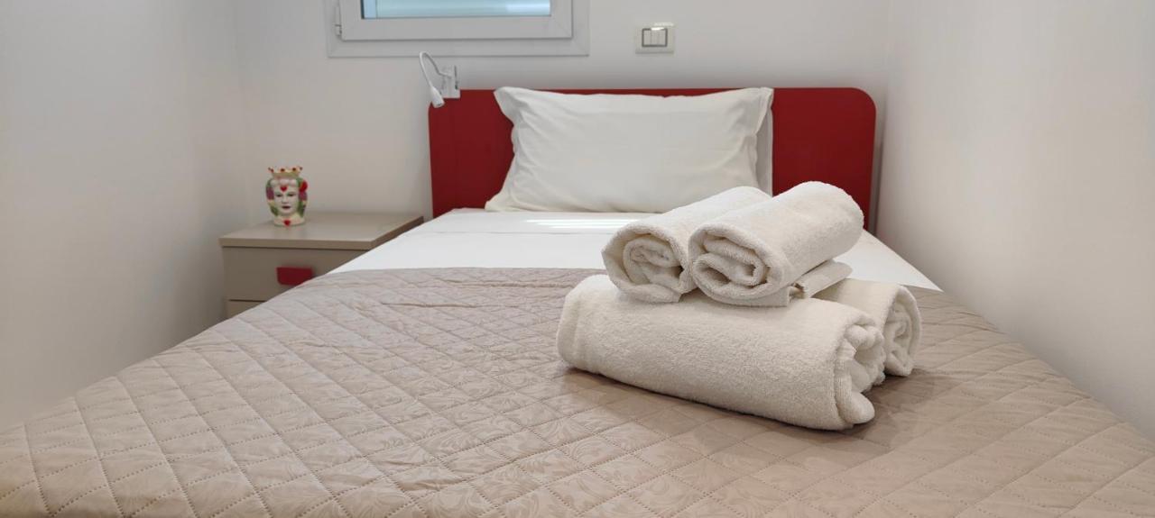 Casa Vacanze Rainbow, Siracusa Syrakusa Exteriör bild